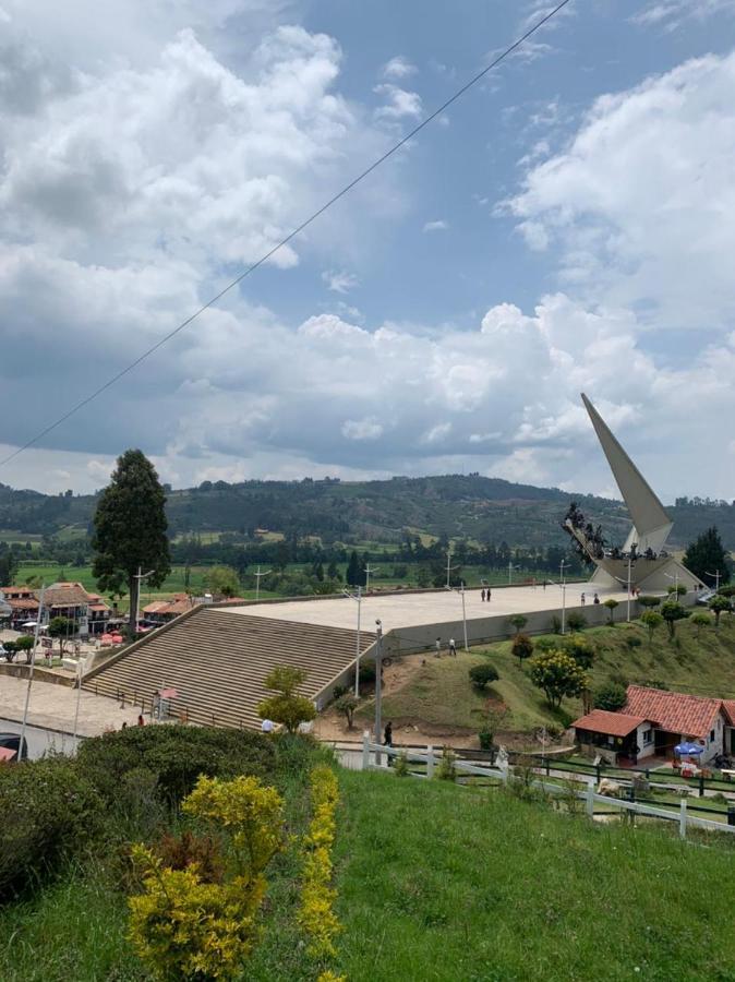 Hotel Lancers - Pantano De Vargas Paipa Boyaca מראה חיצוני תמונה